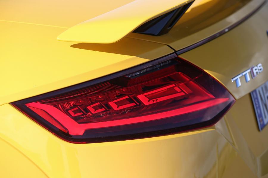 Детали экстерьера Audi TT RS Roadster (8S) 2017 года  (AU) (фото 40 из 40)